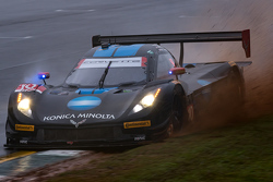 #10 Wayne Taylor Racing Corvette DP: Ricky Taylor, Jordan Taylor, Max Angelelli