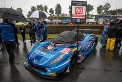 #90 VisitFlorida.com Racing Corvette DP: Richard Westbrook, Michael Valiante, Mike Rockenfeller