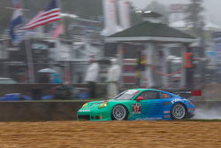 #17 Team Falken Tire Porsche 911 GT3 RSR: Wolf Henzler, Bryan Sellers, Patrick Long
