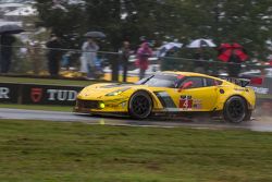 #4 Corvette Racing Chevrolet Corvette C7.R: Oliver Gavin, Tommy Milner