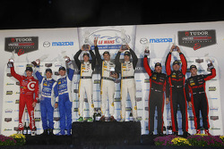 Prototypen-Podium: 1. Sébastien Bourdais, Christian Fittipaldi, Joao Barbosa; 2. Scott Pruett, Joey