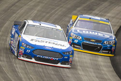 Ricky Stenhouse Jr., Roush Fenway Racing Ford and Jimmie Johnson, Hendrick Motorsports Chevrolet