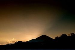 Coucher de soleil sur le Fuji Speedway