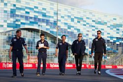 Marcus Ericsson, Sauber F1 Team, beim Trackwalk