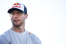 Dean Stoneman, Carlin