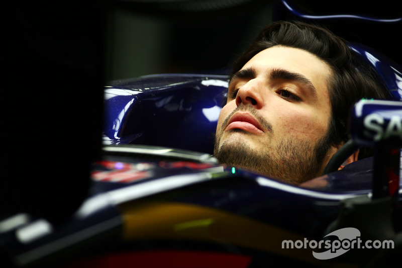 Carlos Sainz Jr., Scuderia Toro Rosso STR10