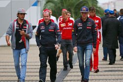 Carlos Sainz Jr., Scuderia Toro Rosso y su compañero de equipo Max Verstappen, Scuderia Toro Rosso,