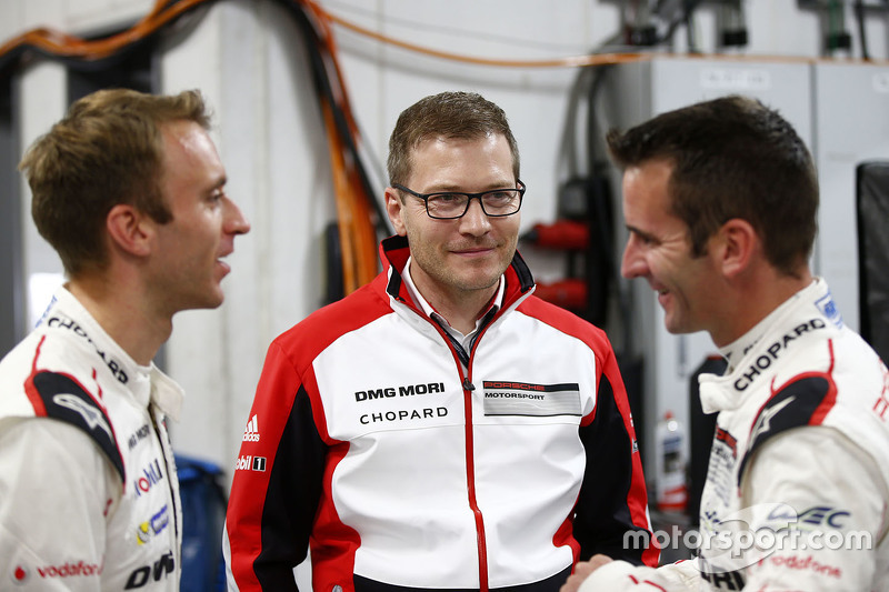 Romain Dumas, Timo Bernhard ve Andreas Seidl, Porsche Takımı Takım Patronu
