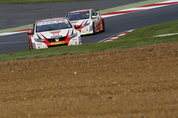 Gordon Shedden, & #25 Matt Neal, Honda Yuasa Racing Honda Civic Type R