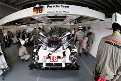#18 Porsche Team Porsche 919 Hybrid: Romain Dumas, Neel Jani, Marc Lieb