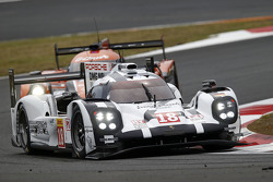 #18 Porsche Team Porsche 919 Hybrid: Romain Dumas, Neel Jani, Marc Lieb