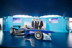 Una monoposto di Formula E a Hong Kong con Nelson Piquet Jr.