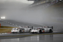 #17 Porsche Team Porsche 919 Hybrid: Timo Bernhard, Mark Webber, Brendon Hartley e #18 Porsche Team Porsche 919 Hybrid: Romain Dumas, Neel Jani, Marc Lieb