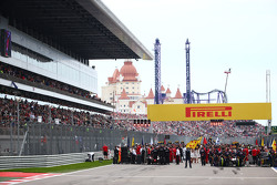 The grid before the start of the race