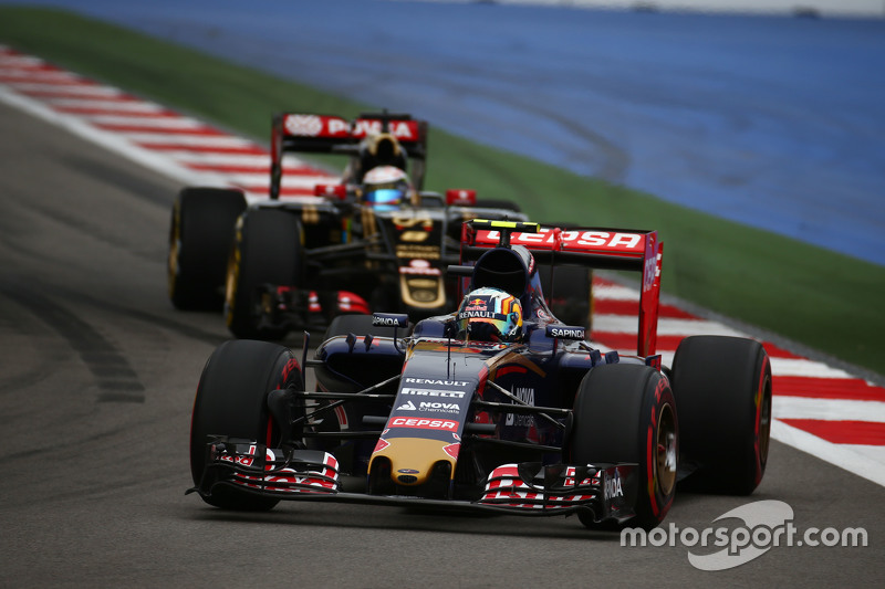 Carlos Sainz Jr., Scuderia Toro Rosso STR10