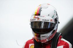 Sebastian Vettel, Ferrari, in der Startaustellung