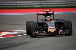 Carlos Sainz Jr., Scuderia Toro Rosso STR10