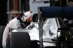 Race winner Lewis Hamilton, Mercedes AMG F1 W06 celebrates in parc ferme