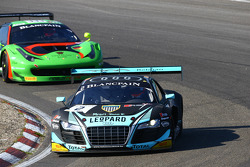 奥迪WRT车队2号奥迪R8 LMS:尼基·蒂姆、弗雷德里克·弗维奇