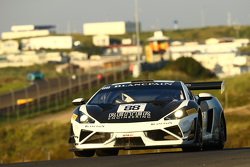 #88 Reiter Engineering Lamborghini Gallardo LP560-4 R-EX: Albert von Thurn und Taxis, Nicky Catsburg