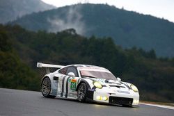 #92 Porsche Team Manthey Porsche 911 RSR: Frédéric Makowiecki, Patrick Pilet