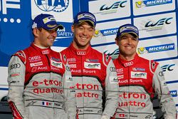 Podium: third place Benoît Tréluyer, André Lotterer, Marcel Fässler, Audi Sport Team Joest