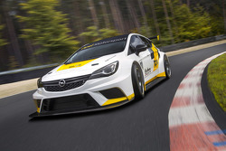 Opel Astra OPC TCR