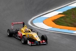 Antonio Giovinazzi, Jagonya Ayam with Carlin Dallara Volkswagen