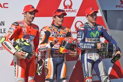 Le top 3 des qualifications : le poleman Marc Marquez, Repsol Honda Team, le deuxième Andrea Iannone, Ducati Team, et le troisième Jorge Lorenzo, Yamaha Factory Racing