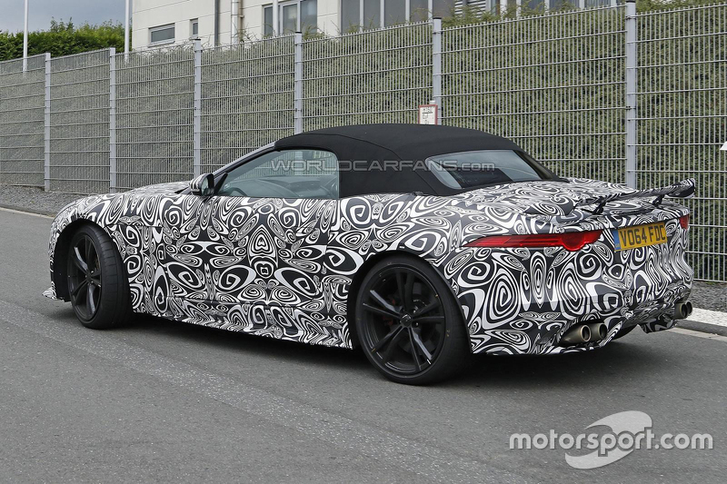 Jaguar F-Type SVR