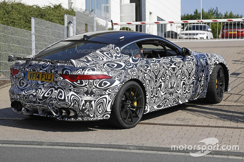 Jaguar F-Type SVR