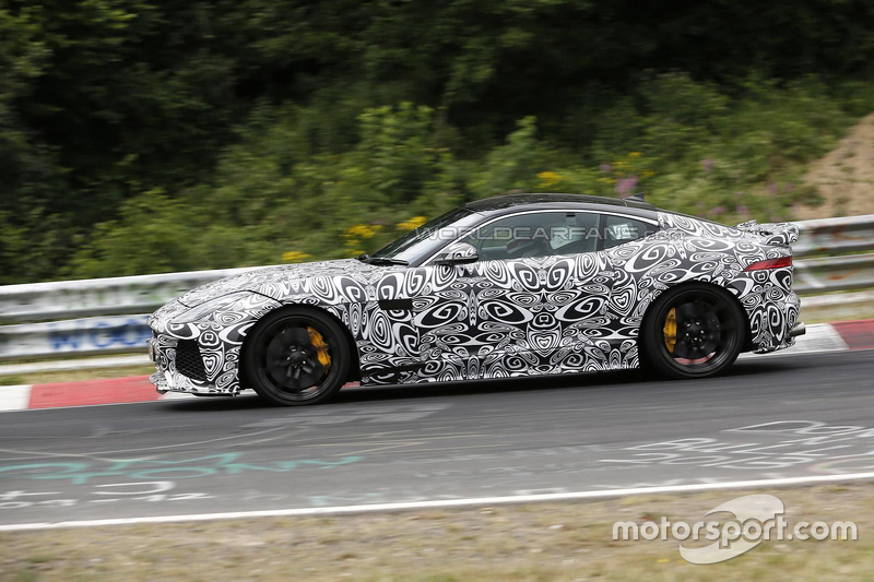 Jaguar F-Type SVR