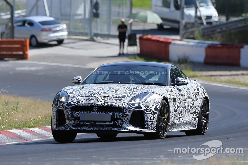 Jaguar F-Type SVR