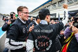 Le Champion DTM 2015 Pascal Wehrlein, HWA AG Mercedes-AMG C63 DTM