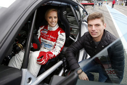 Mikaela Ahlin-Kottulinsky met vriend Max Verstappen, Formule 1-coureur bij Toro Rosso