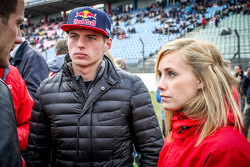 Max Verstappen , Scuderia Toro Rosso con su novia Mikaela Ahlin-Kottulinsky ,