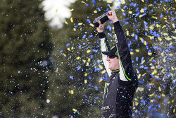Ganador de la carrera Kyle Busch, Joe Gibbs Racing Toyota