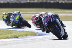 Jorge Lorenzo, Yamaha Factory Racing e Valentino Rossi, Yamaha Factory Racing