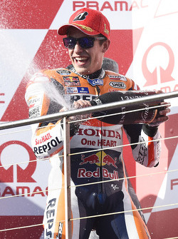 Подиум: победитель гонки - Марк Маркес, Repsol Honda Team