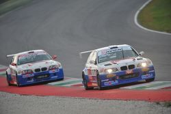 BMW M3 E46 #1 Paolo Meloni e Massimiliano Tresoldi, W & D Racing Team, davanti alla BMW M3 E46 #2 Wa