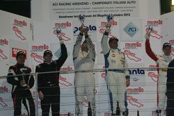 Podio Gara1, 1a divisione: i vincitori Walter Palazzo e Massimo Zanin, W & D Racing Team, al secondo