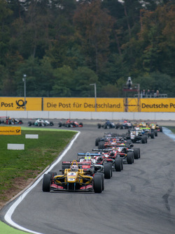 Antonio Giovinazzi, Jagonya Ayam with Carlin Dallara Volkswagen