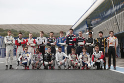Foto de grupo de los pilotos