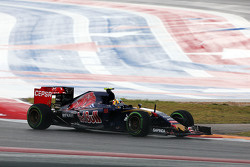 Carlos Sainz Jr., Scuderia Toro Rosso STR10