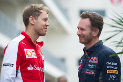 Sebastian Vettel, Ferrari met Christian Horner, Red Bull Racing teambaas