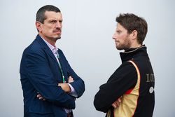 (L to R): Guenther Steiner, Haas F1 Team Principal with Romain Grosjean, Lotus F1 Team