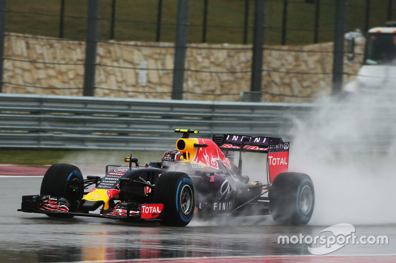 2015 год. За рулем болида Red Bull RB11 на субботней тренировке