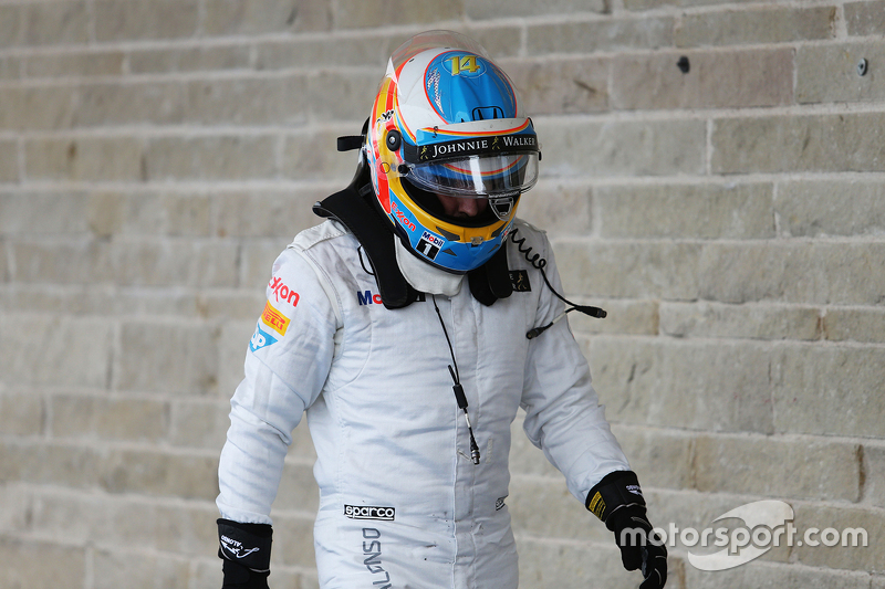 Fernando Alonso, McLaren en parc ferme