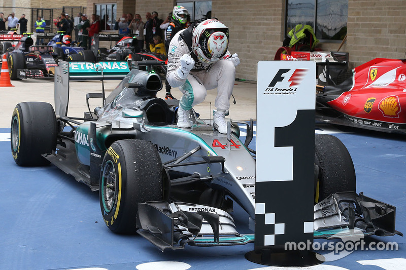 Juara balapan, dan Juara Dunia, Lewis Hamilton, Mercedes AMG F1 W06