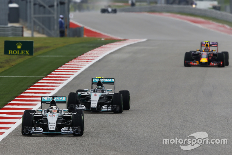 Nico Rosberg y Lewis Hamilton en el GP de Estados Unidos 2015